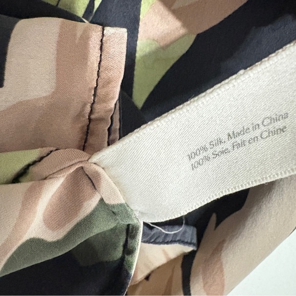 Olivia von Halle Black and Pink Floral Pajamas $777 Retail - Picture 9 of 10